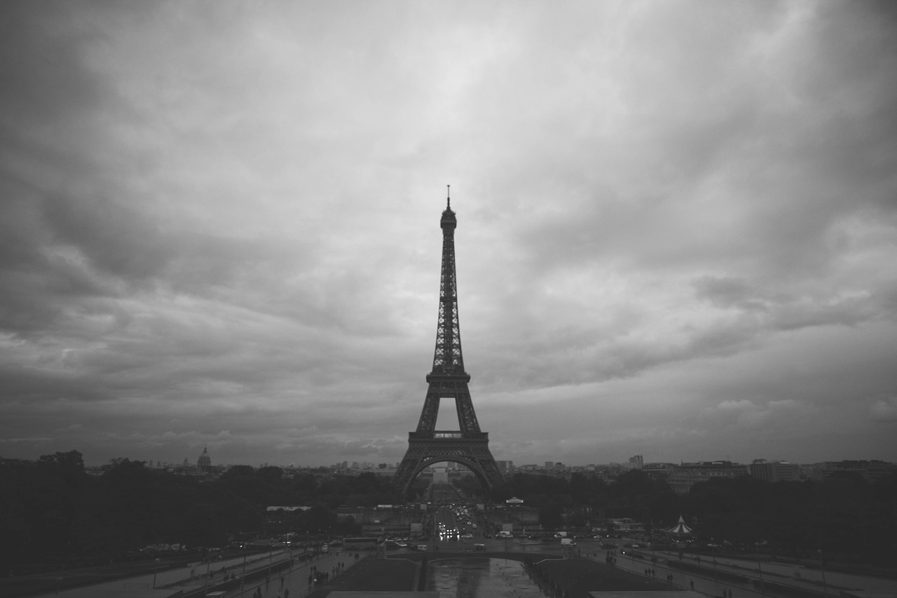 以色列空襲伊朗能源基礎(chǔ)設(shè)施