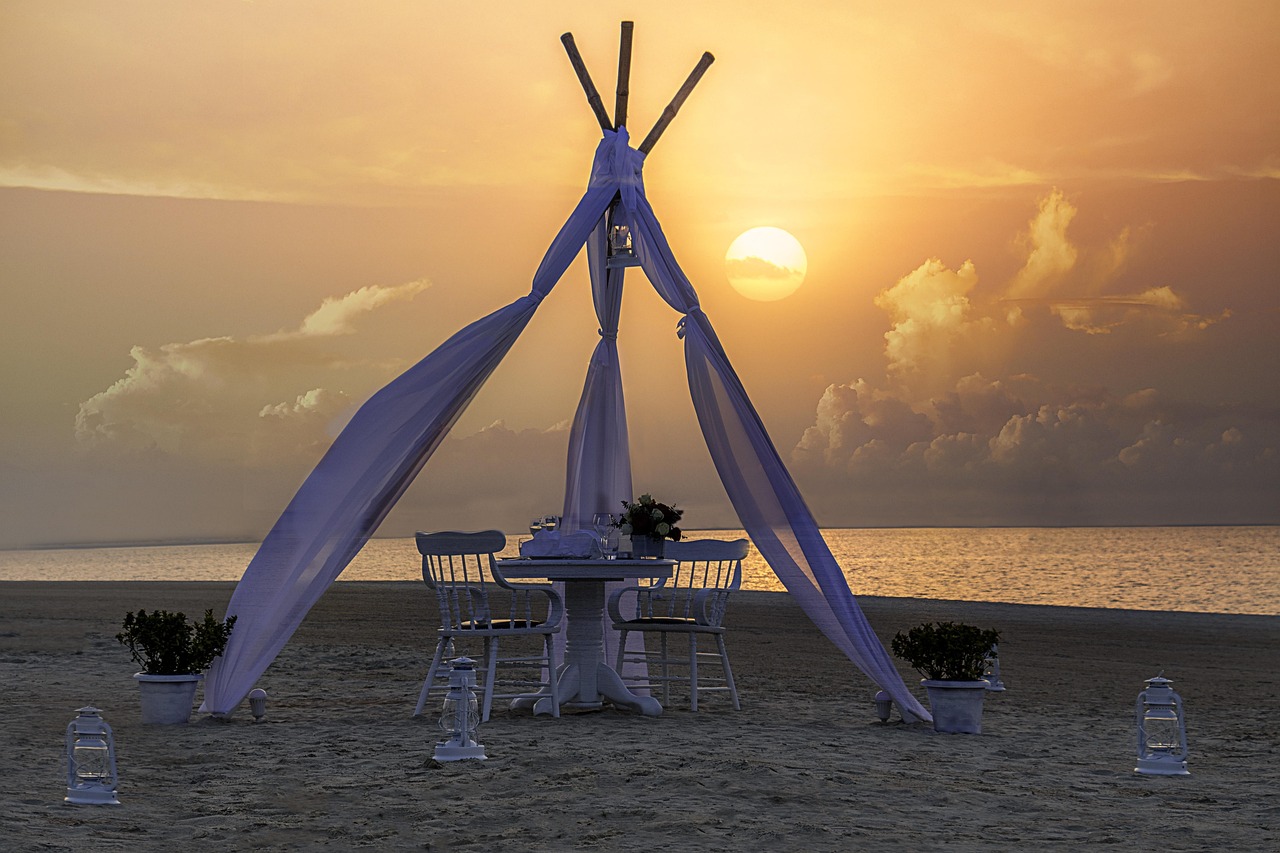 特朗普：若伊朗對美發(fā)動攻擊，美國將“以空前規(guī)模全力回擊”