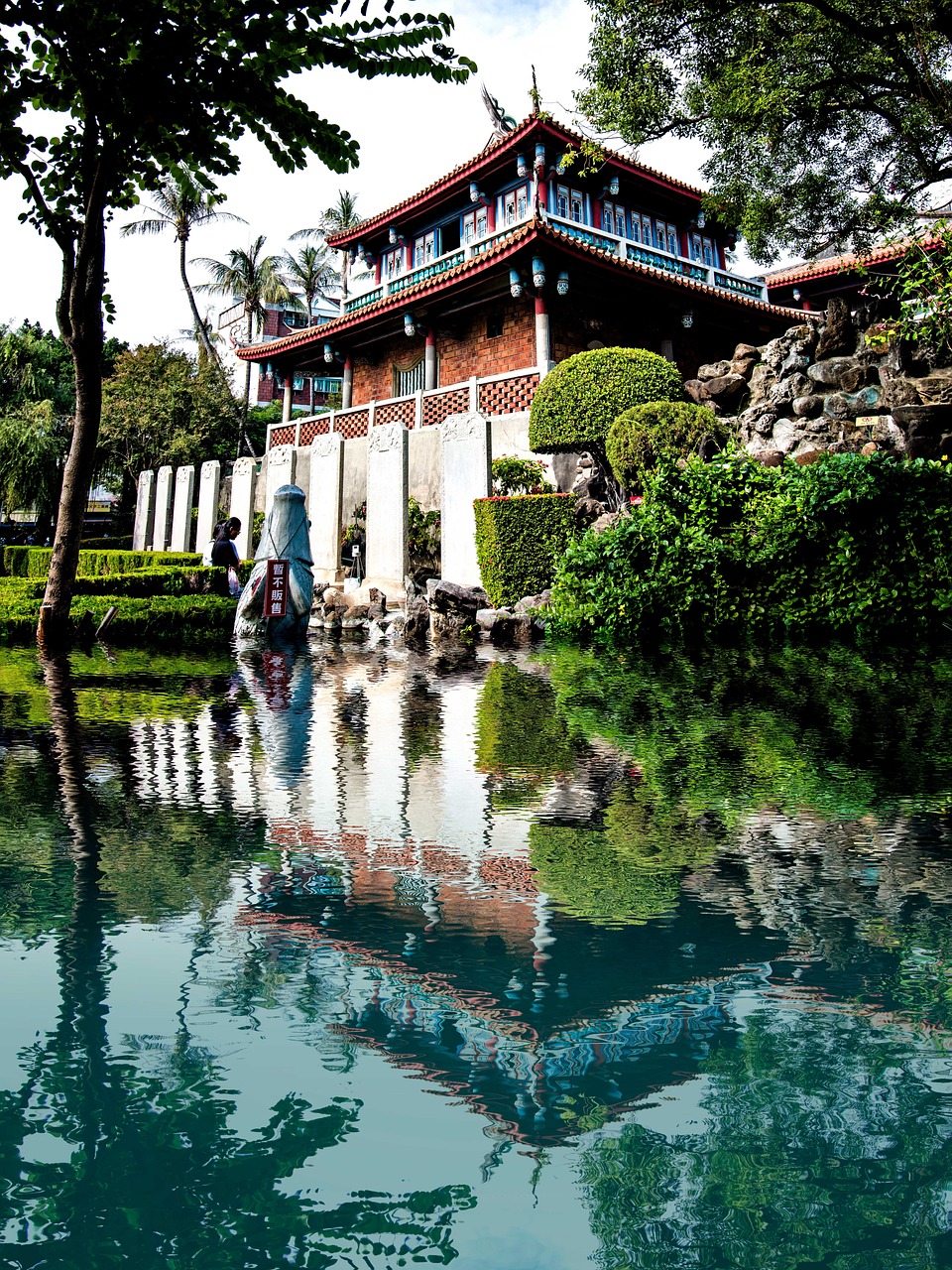 一角飛檐載風(fēng)華（文化中國行·華夏博物之旅·傳統(tǒng)建筑）