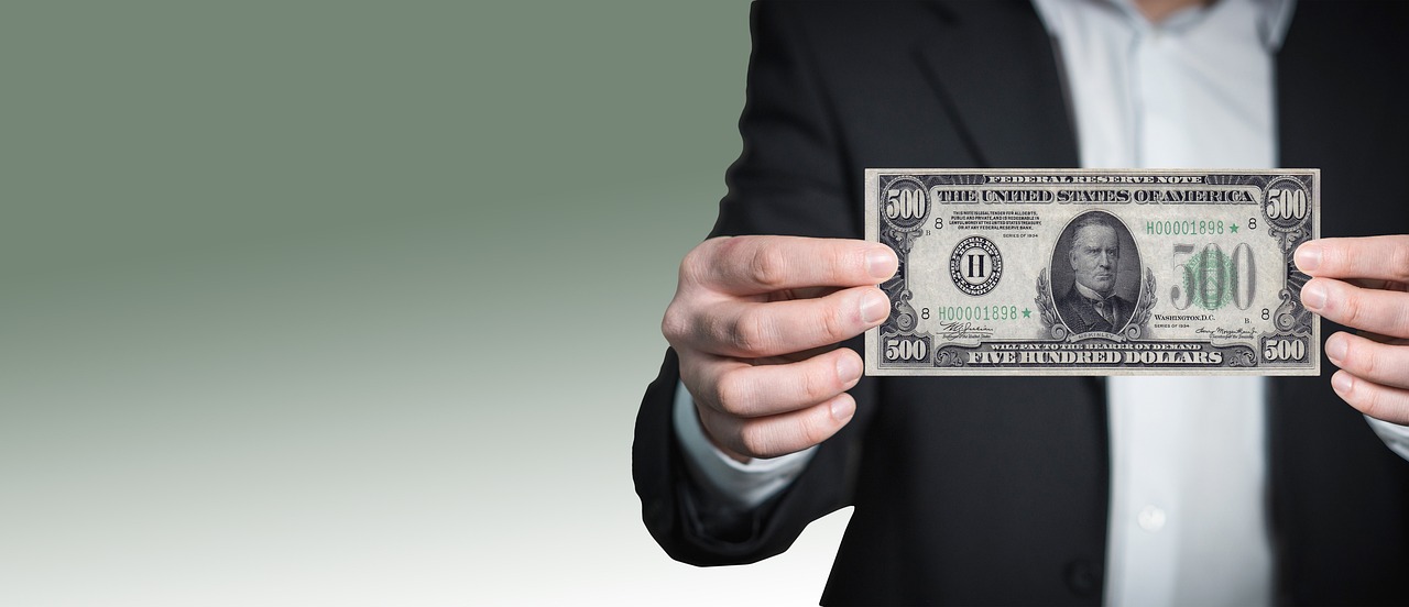 美國民調(diào)顯示馬斯克支持率已降至不到25%