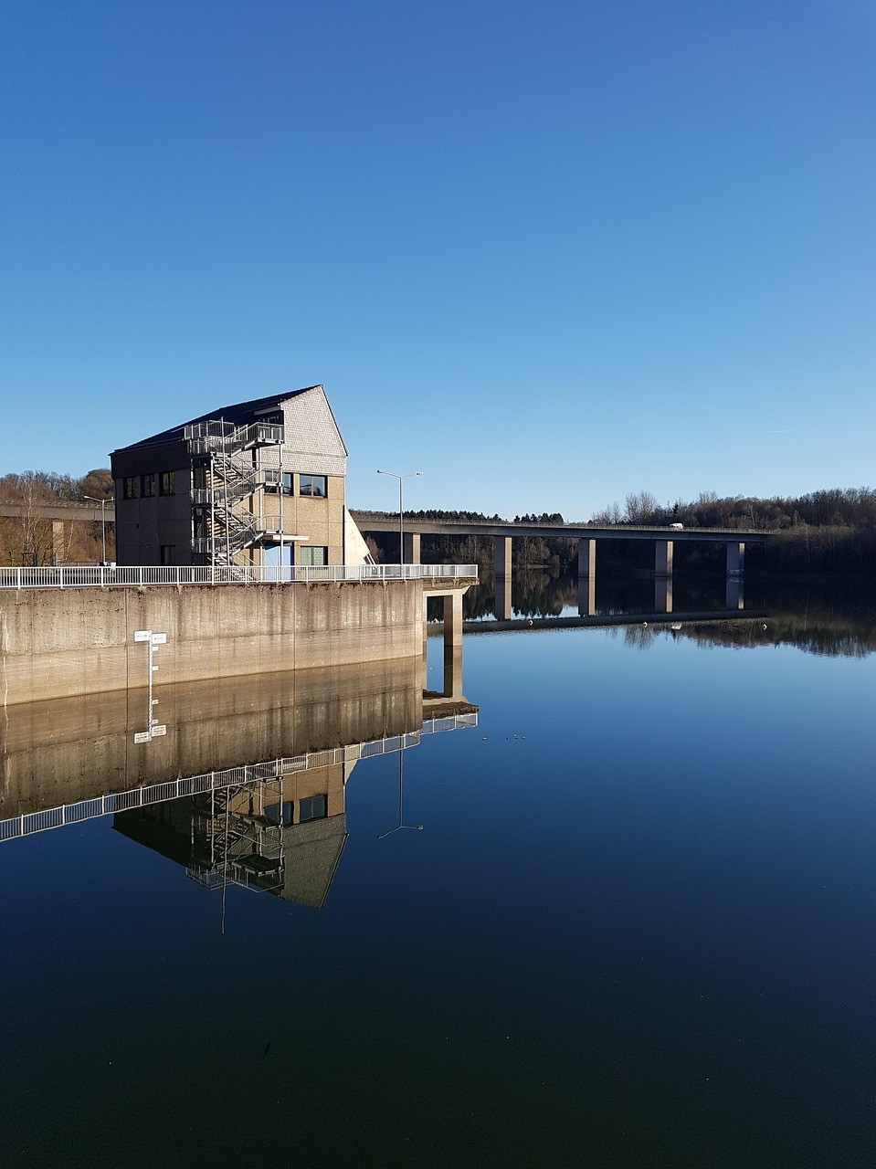 27日下午3時，北京密云水庫將向下游泄流